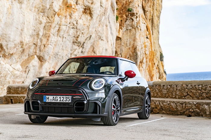 03. MINI JOHN COOPER WORKS三门版.jpg